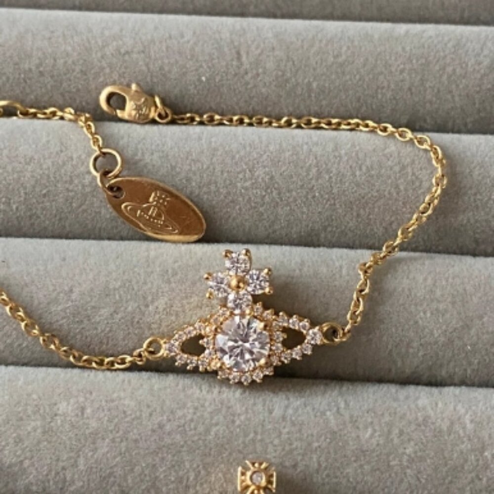 Vivienne Westwood Valentina Orb Gold Bracelet